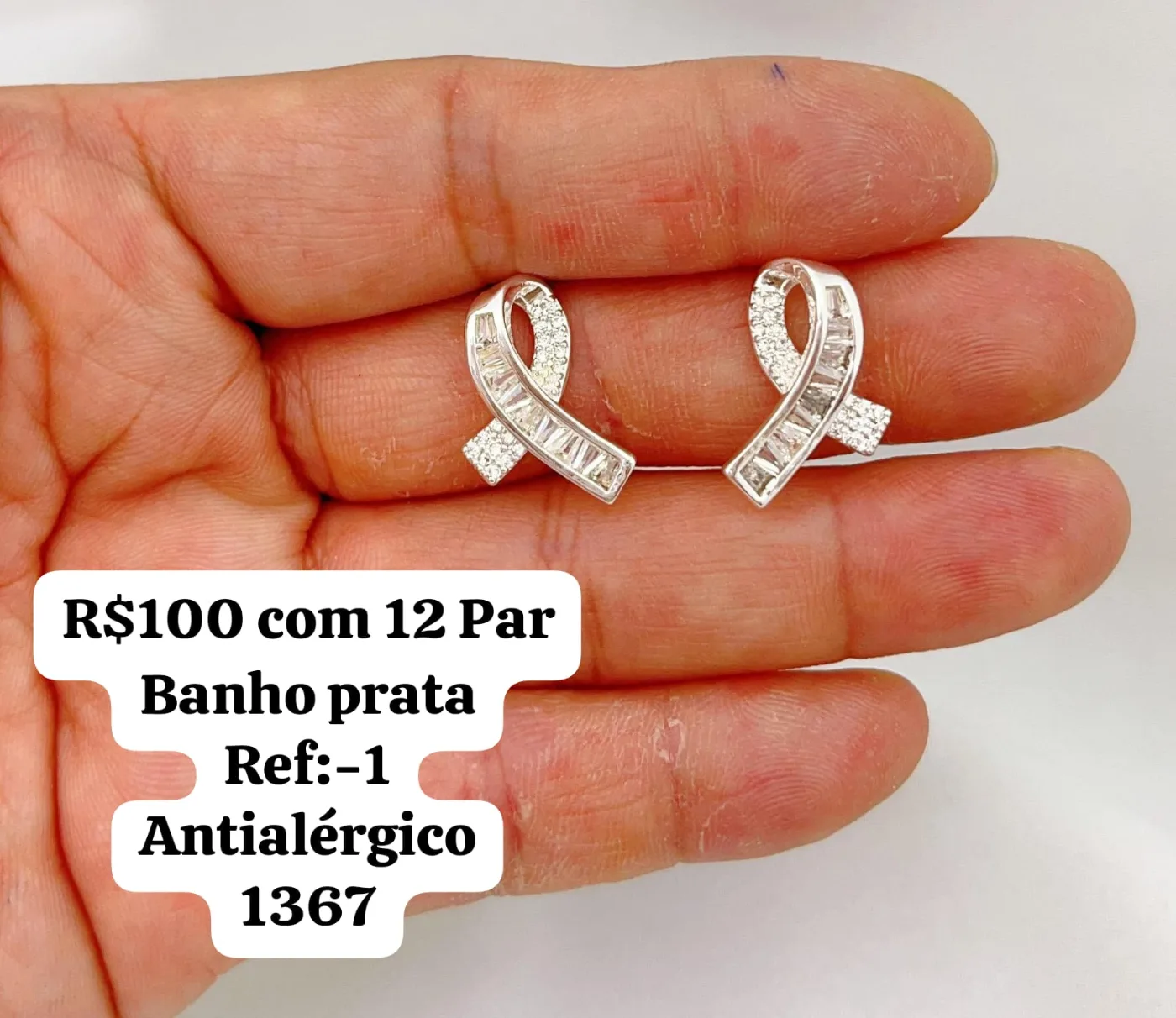 brincos laço com pedras